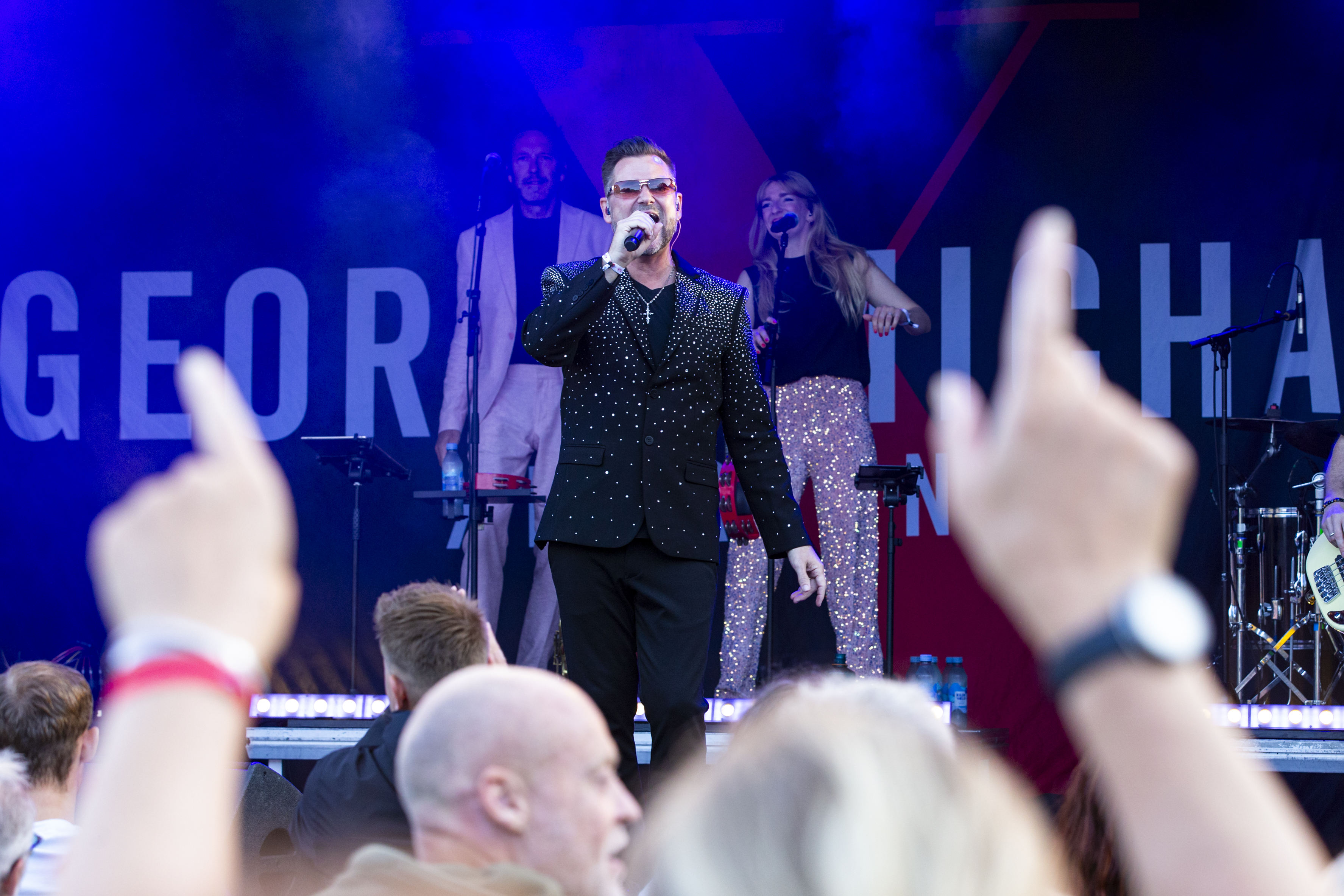 DennisRBeck-George Michael Xperience- _DX_4548.jpg