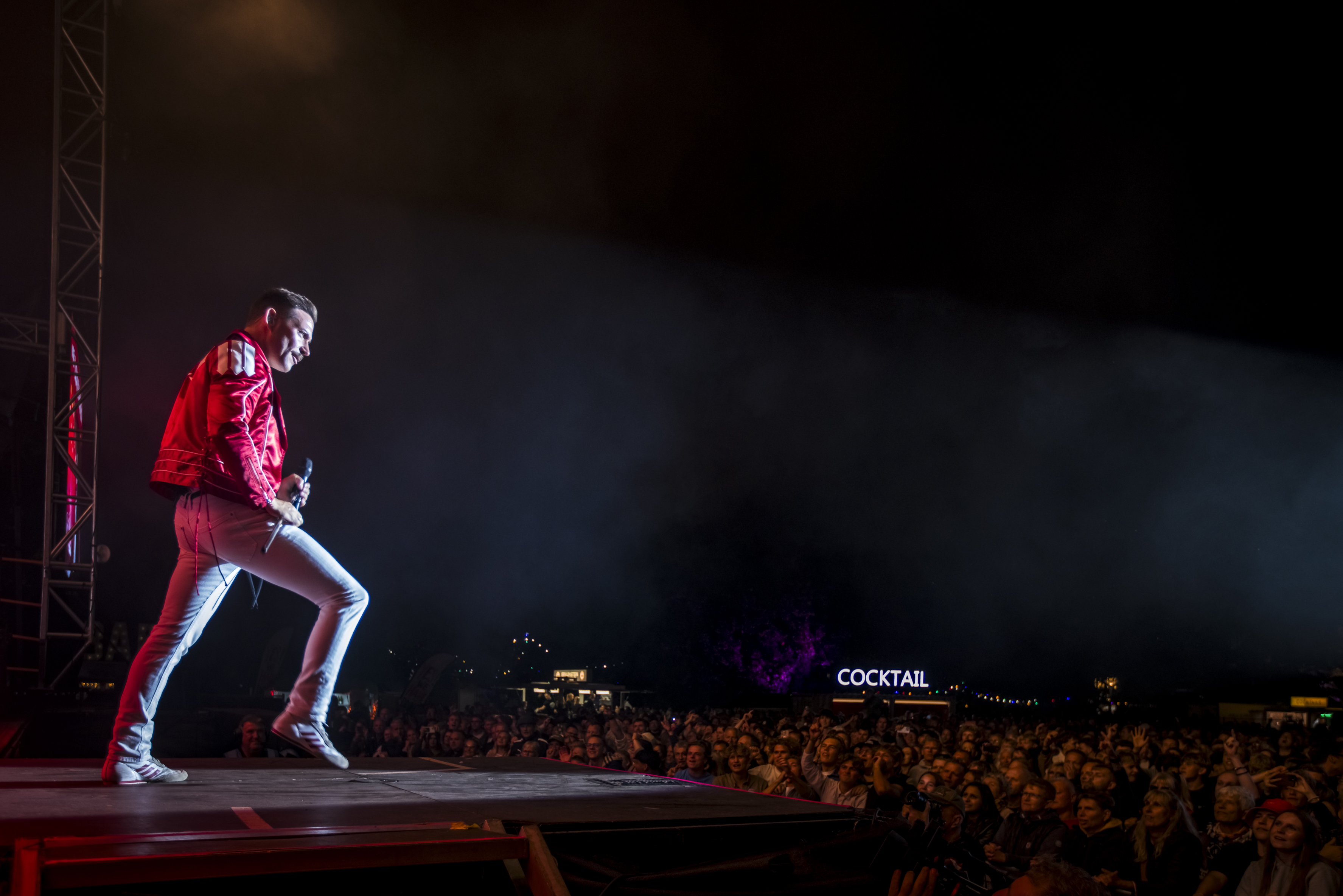 DennisRBeck-QUEEN MACHINE- _RB_7229.jpg