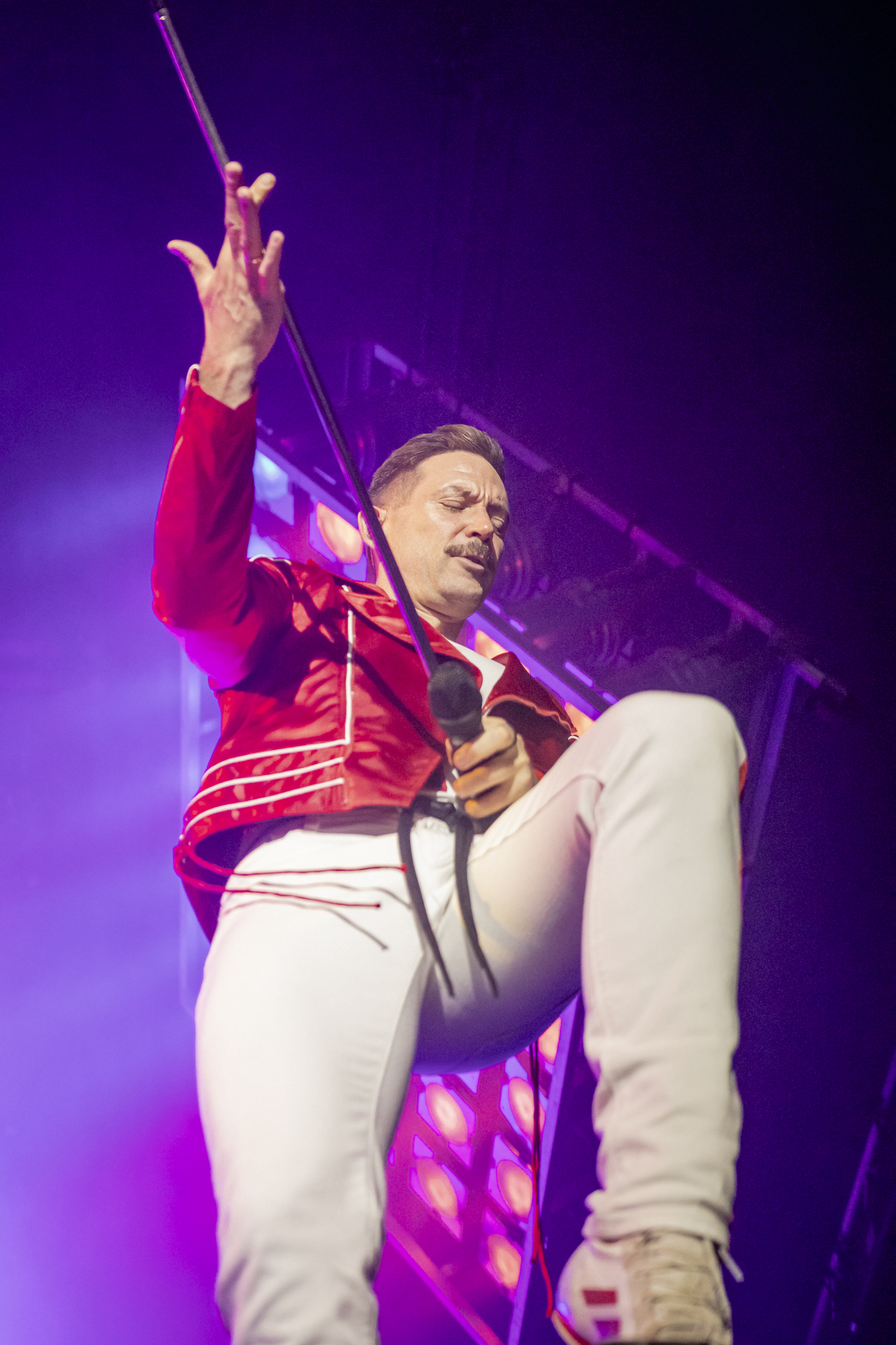 2026-08-27-Fotograf-Schneider_Foto-Festivalliv-Queen Machine.-IMG_7224.jpg