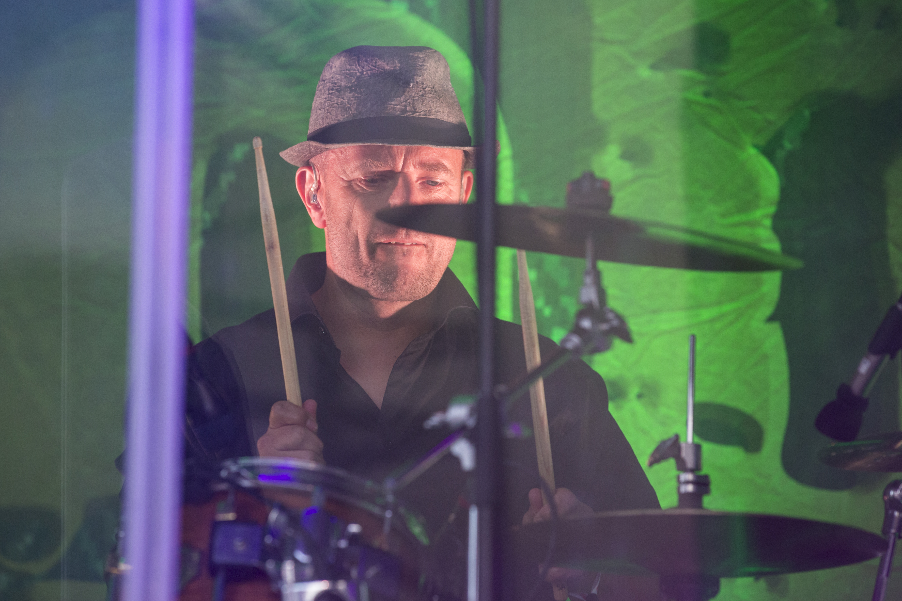 DennisRBeck-Gasbox- _DX_4217.jpg