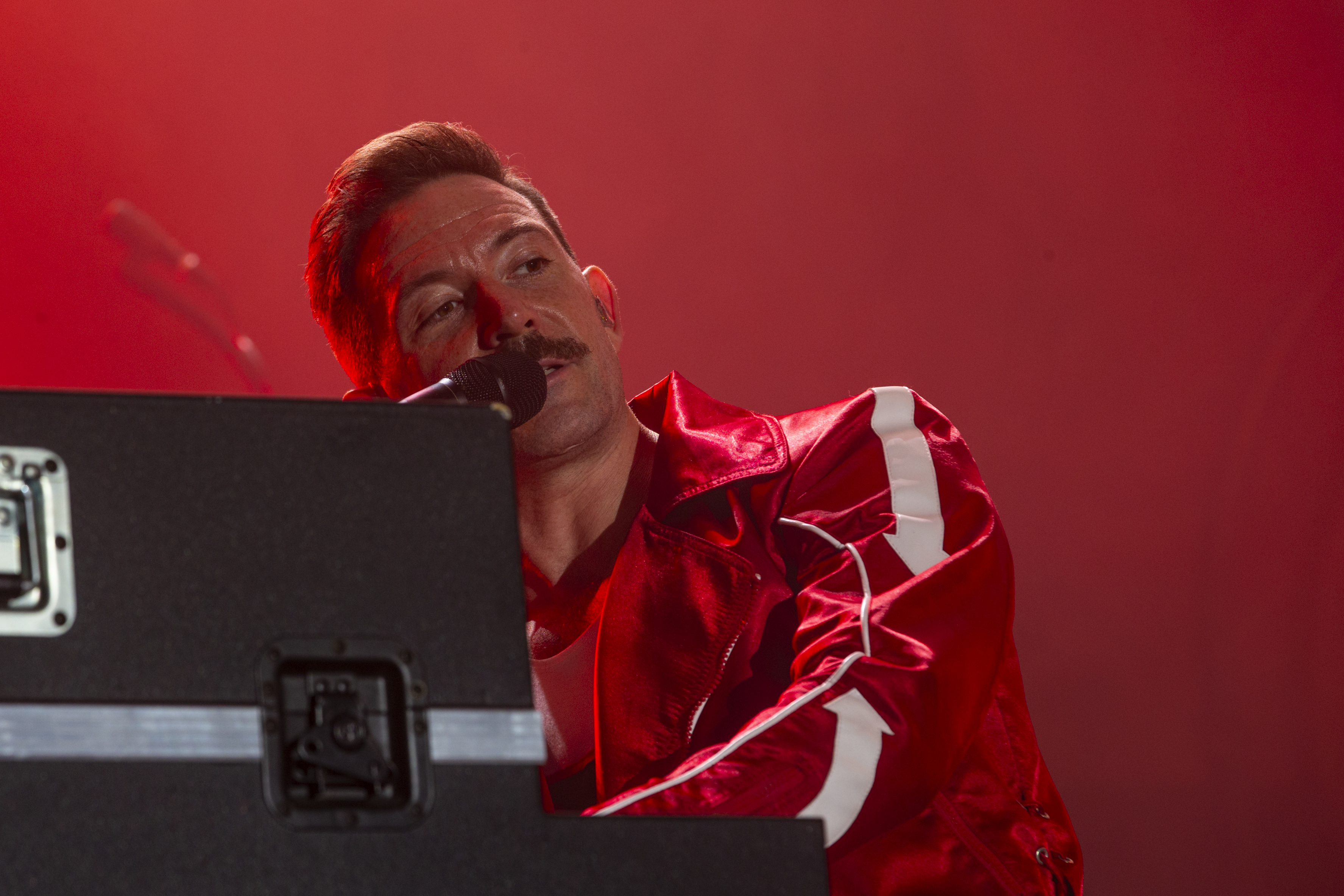 DennisRBeck-QUEEN MACHINE- _DX_4723.jpg