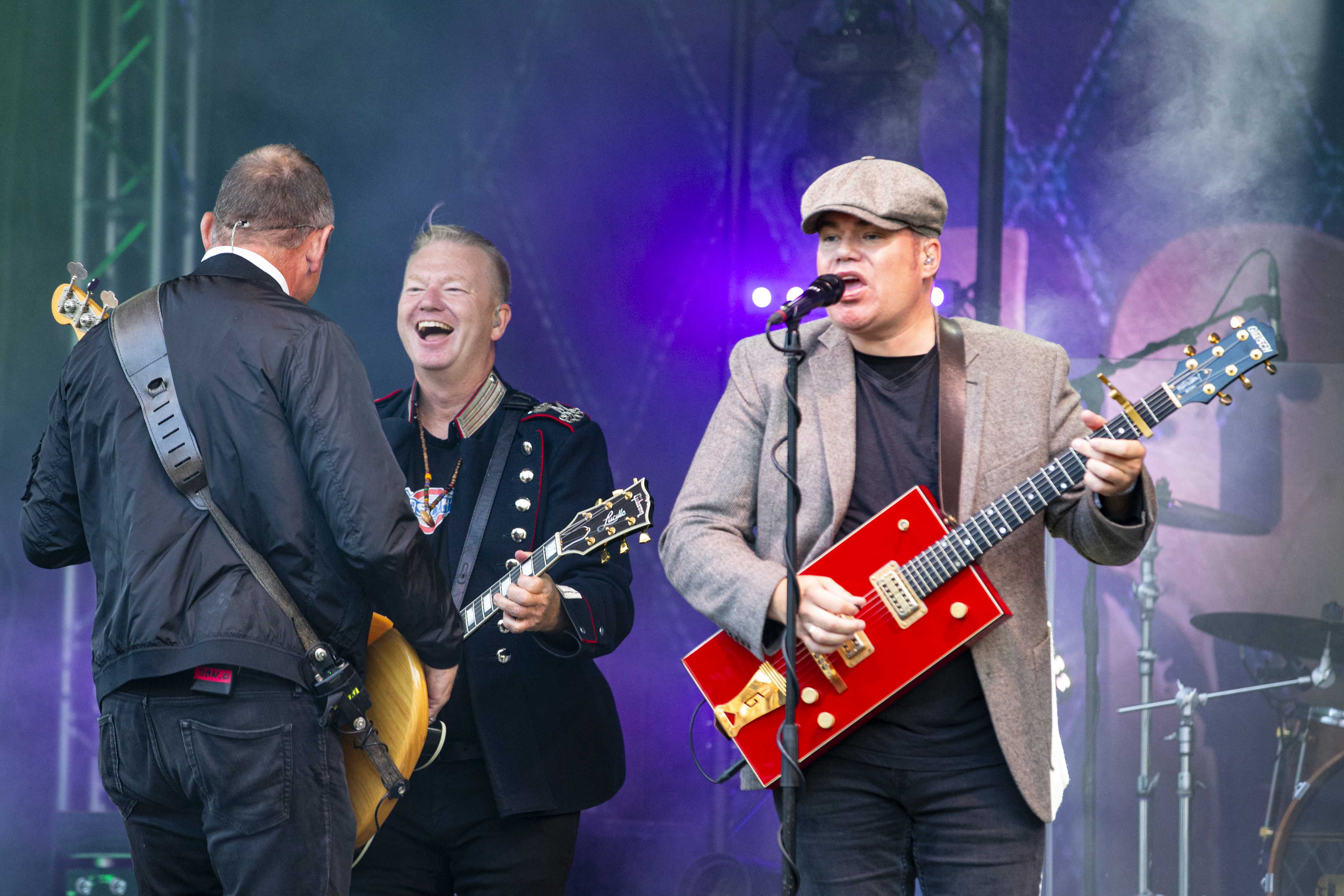 DennisRBeck-Gasbox- _DX_4240.jpg